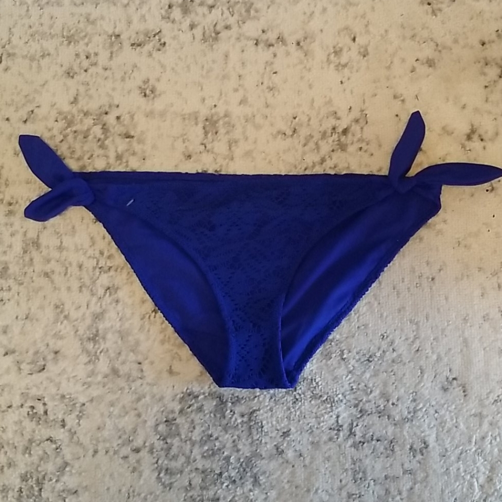 Aerie blue crochet bikini bottom